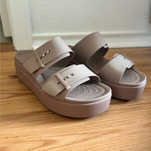 Crocs Brooklyn Buckle Sandal Low Wedge in Khaki